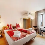 Boutique Santer Klause Πανσιόν