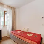 Boutique Santer Klause Πανσιόν Μεράνο