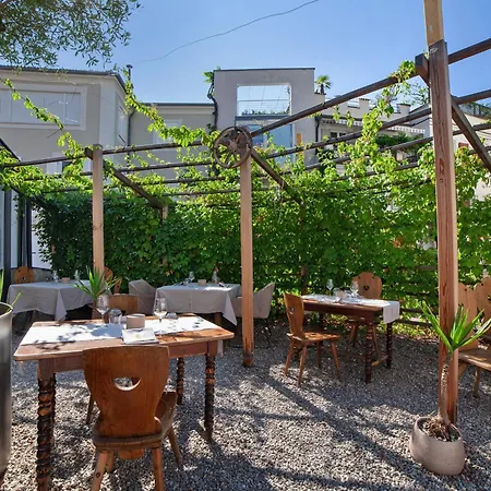 Casa de hóspedes Boutique Santer Klause 3*